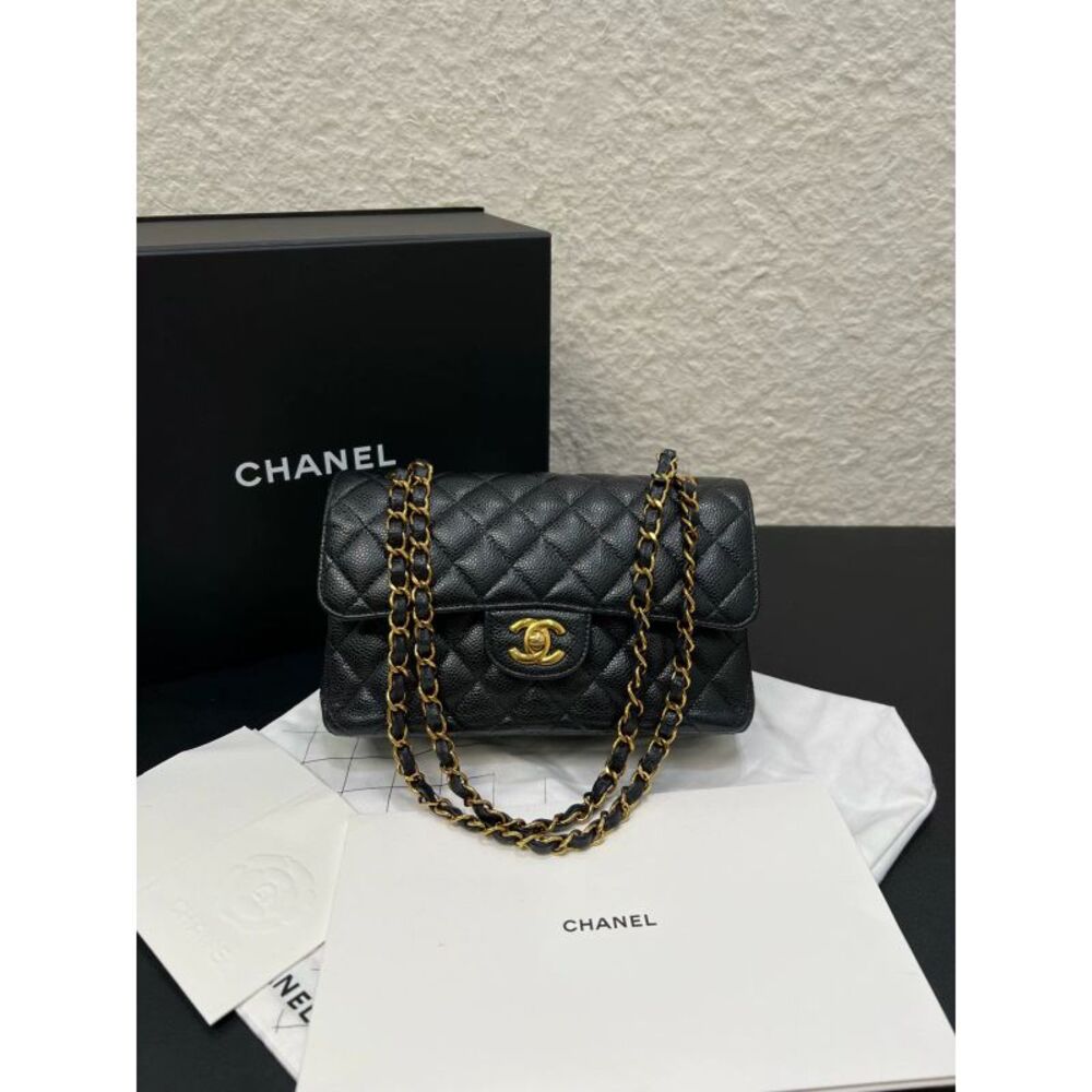 Chanel Women Pre-Loved Bag Very Good Condition